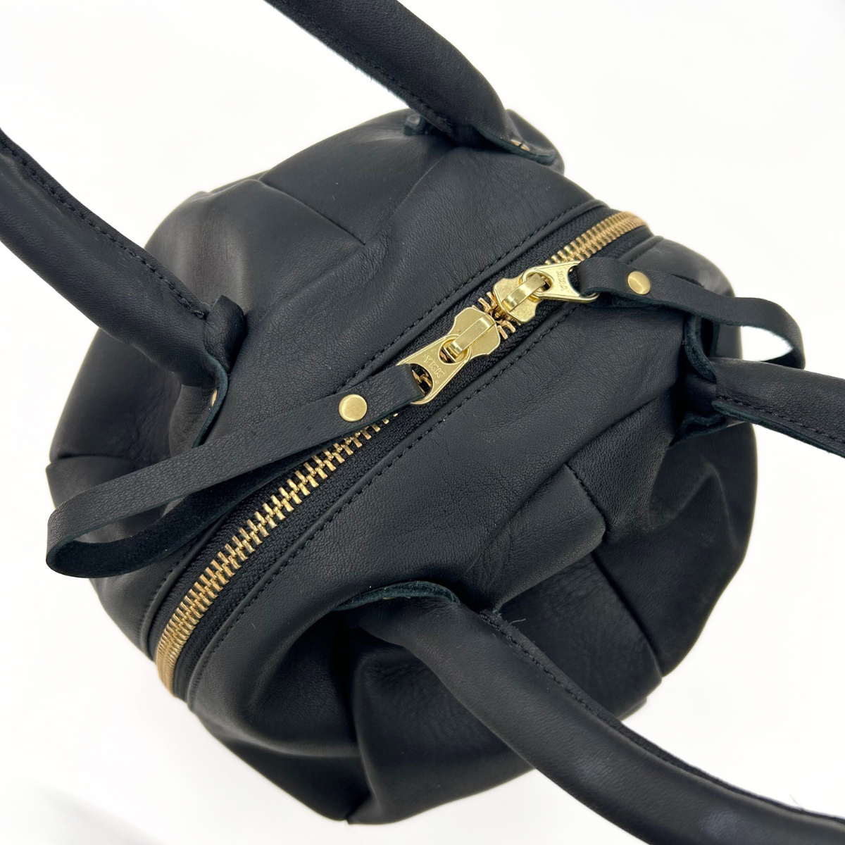 ジ*ン様 【美品】NEW ERAブラックスタンドバッグ&タオル,BS Xボール ジ*ン様 【美品】NEW ERAブラックスタンドバッグ&タオル,BS Xボール