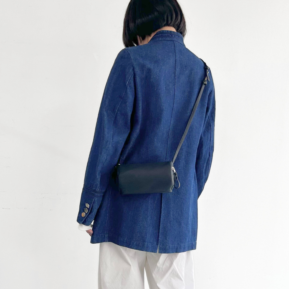 ampersand レザー シリンダーショルダーバッグ